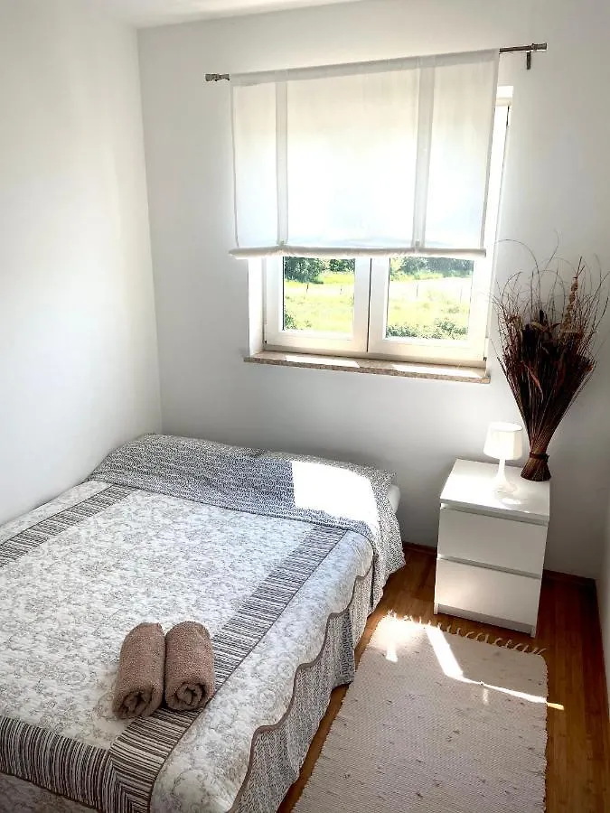 ゲストハウス Cozy Apartment ポレッチ